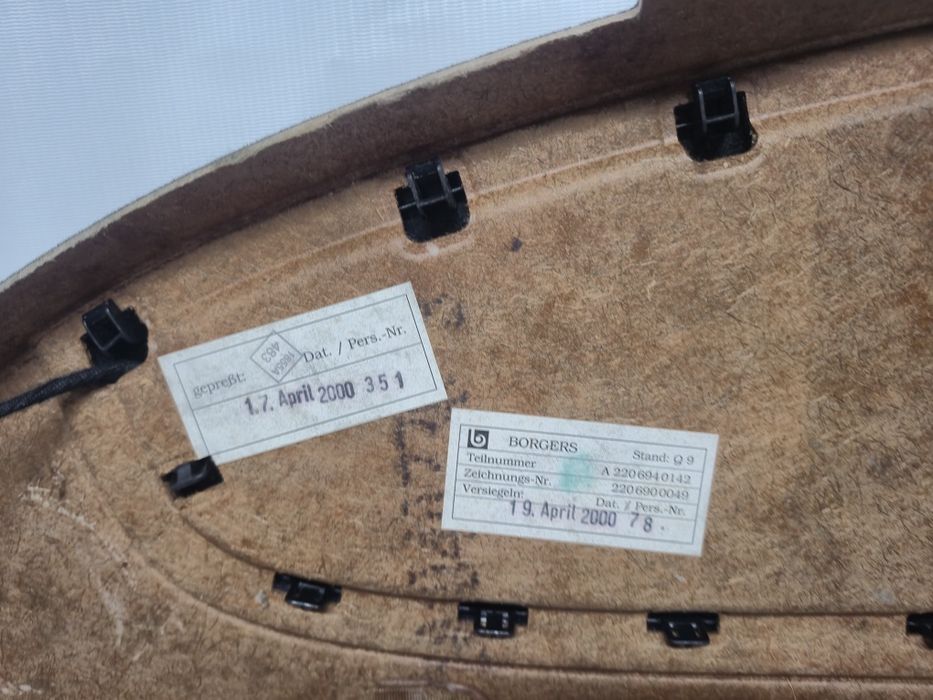 Задняя полка Мерседес W220