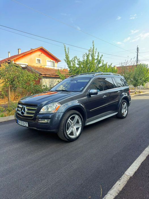 Продавам Mercedes GL550