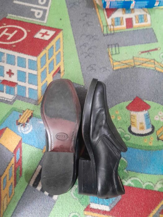 Pantofi barbati piele marimea 41