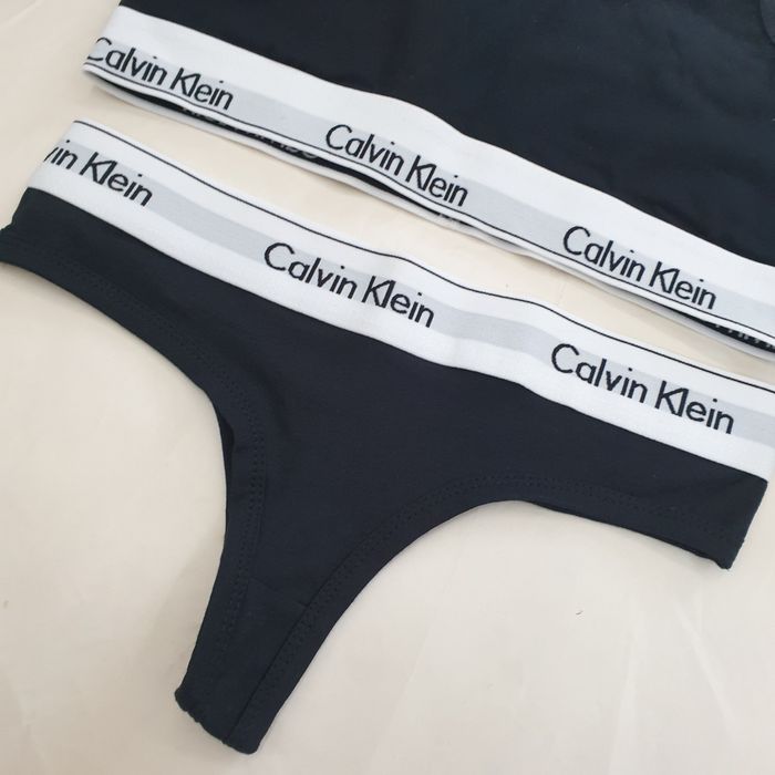 Set bustiera si chilot CK Negru, S