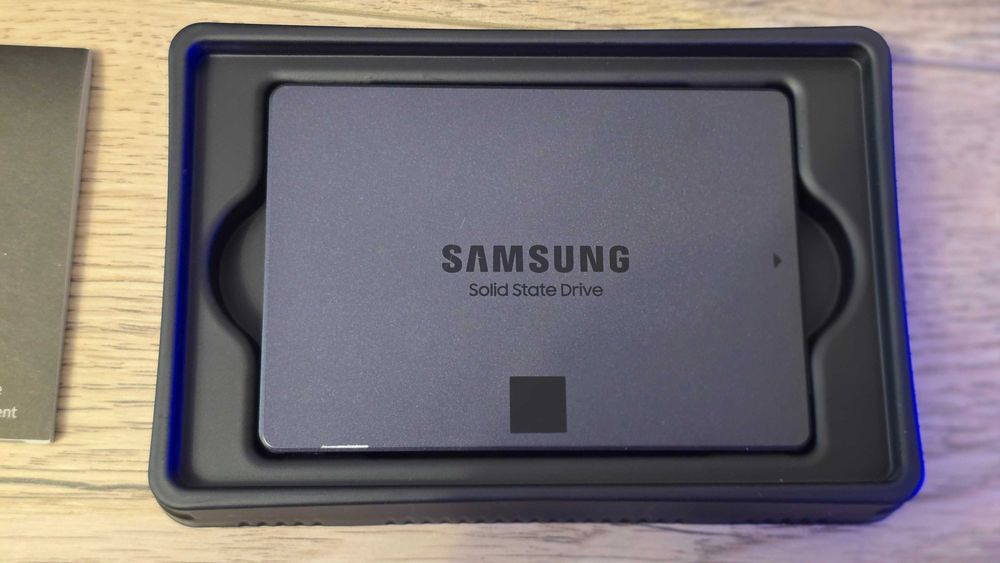 Samsung 860 QVO SATA SSD 4TB - Oferta