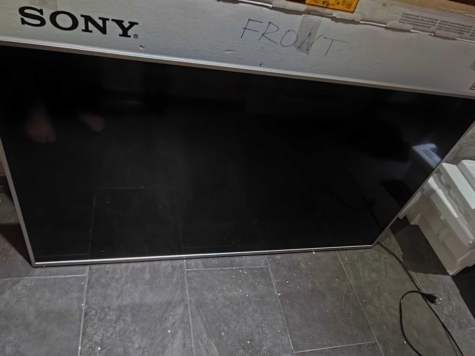 Телевизор SONY 55XE7077