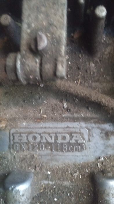 Reparați. motocoase generatoare drujbe picamere