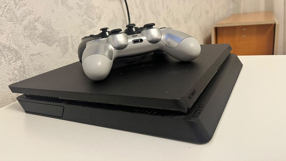 PlayStation4 slim 500ГБ