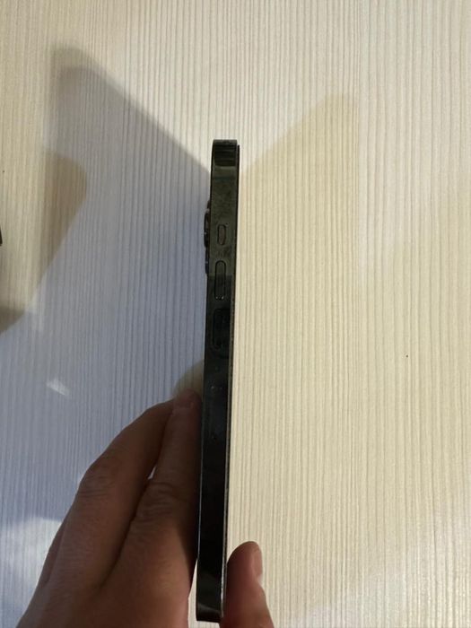 Продам iPhone 13 Pro 512 GB