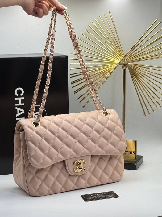 Стилна дамска чанта