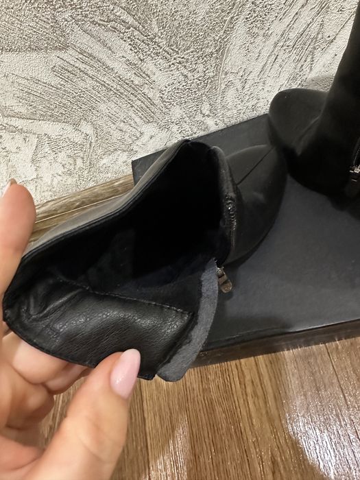 Продам женсую обувь