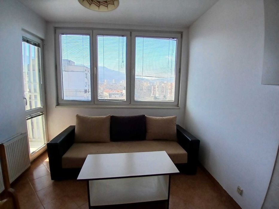 Двустаен ап. под наем в кв. Стрелбище