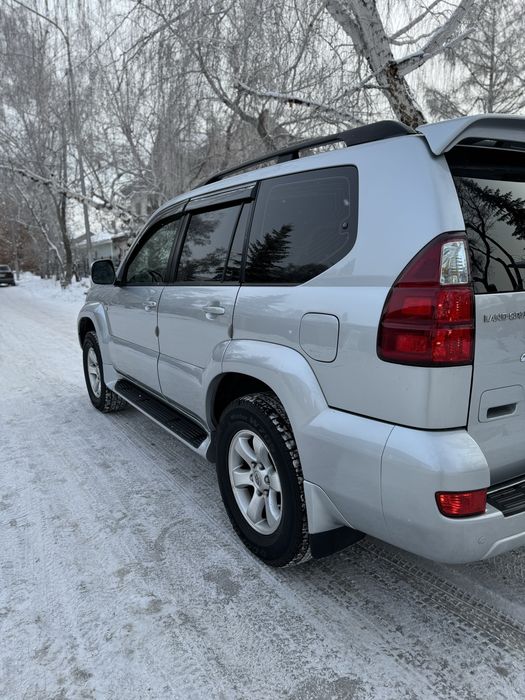 Тойота Прадо 120