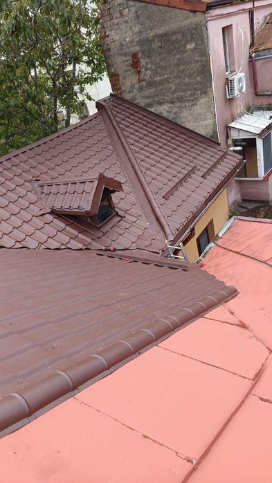Oferim servicii de reparații acoperișuri și montaj