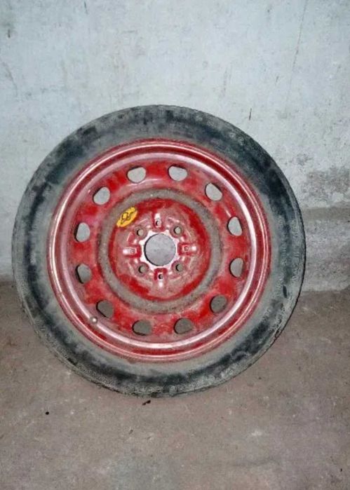 Продавам Форд Сиера части и дрруг