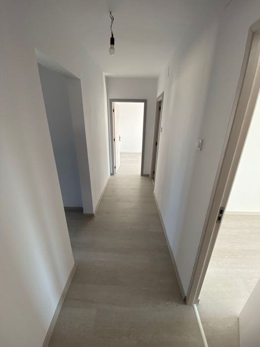 Apartament 3 camere, 80 mp, decomandat, renovat – Micro 3