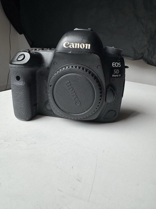 Canon Mark iv + geanta cadou