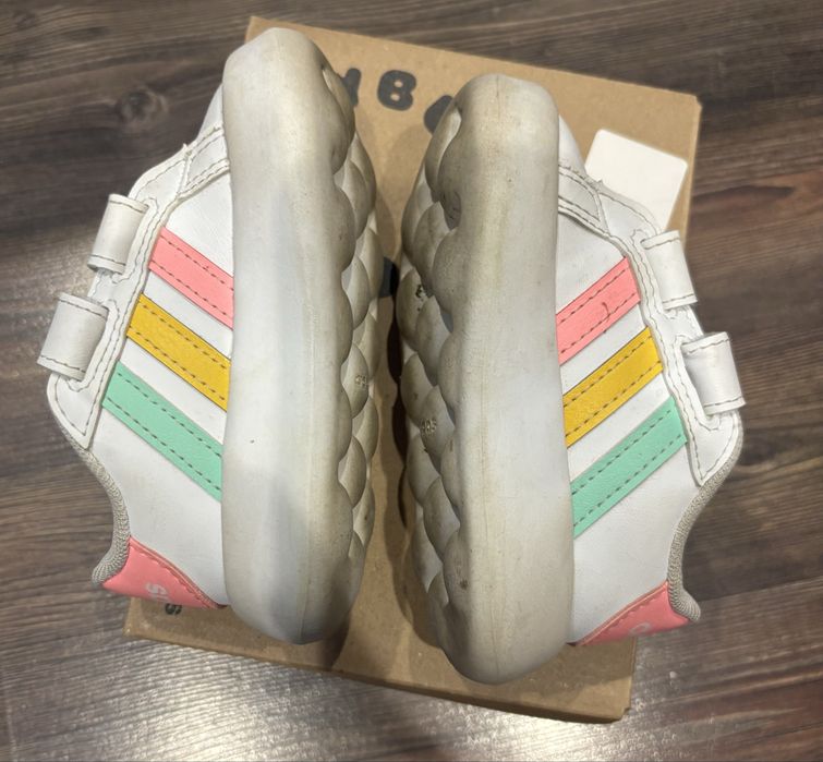 Детски маратонки Adidas Grand Court