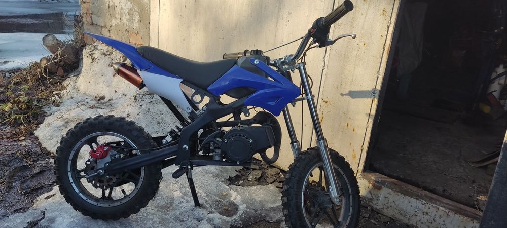 Продам детский питбайк 49 кубиков.