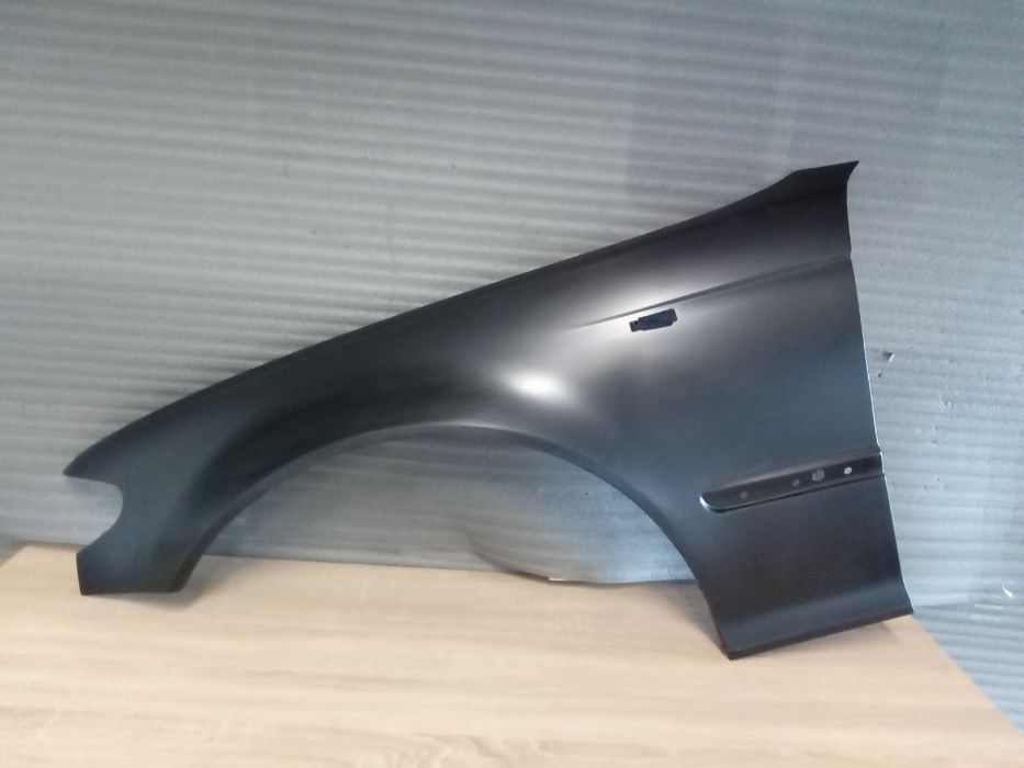 Aripa fata stanga/dreapta BMW seria 3 E46 Facelift 2002-2005