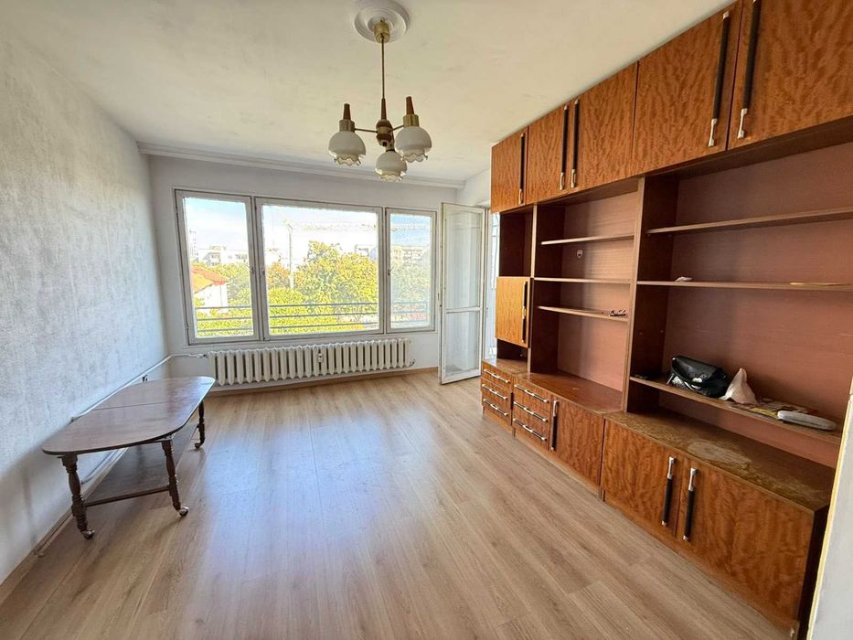 Двустаен апартамент в Каменица 1