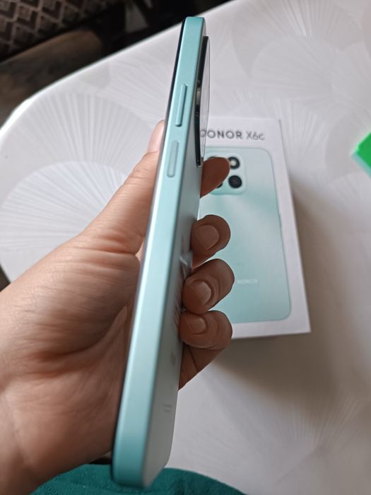 Продам Honor x6c