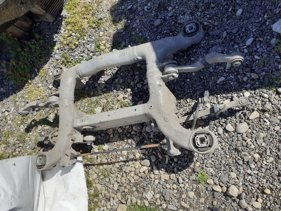 Punte spate bmw seria 5,F10,520d,DEZMEMBREZ BMW F10,F11