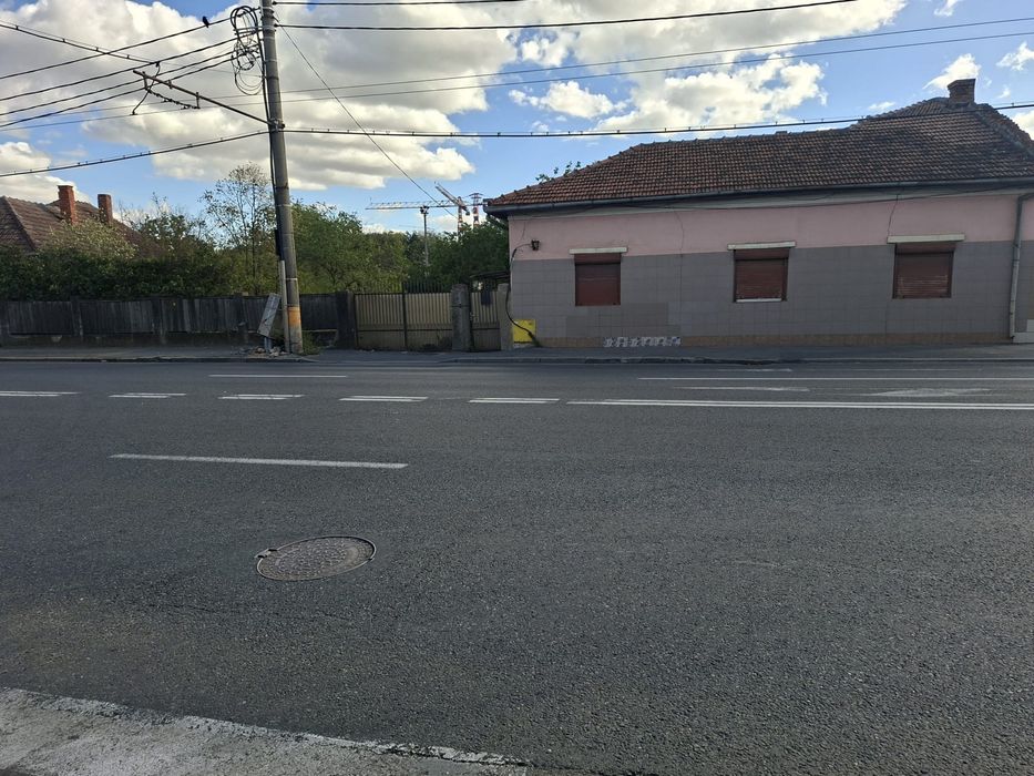 Inchiriez casa cu teren 2800 mp langa Aeroport Cluj