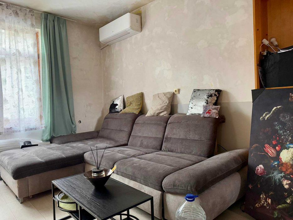 Етаж от къща - до ”ГРАНД” / Център град Пловдив