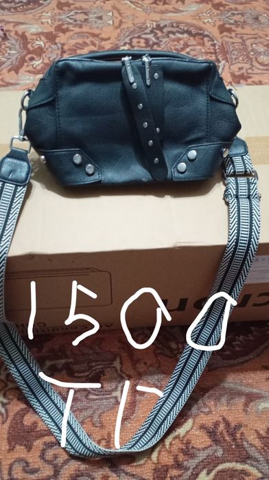 Продам женские сумочки