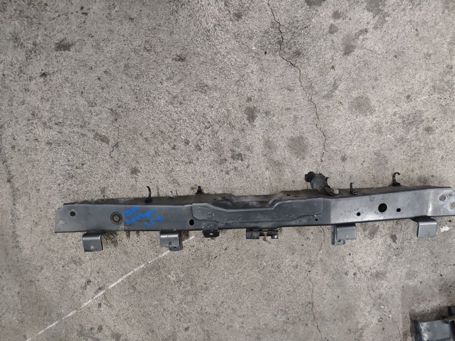 Греда над радиатори за nissan qashqai j11