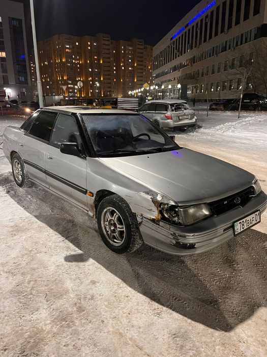 Продам Subaru Legacy 1991г об. 1.8