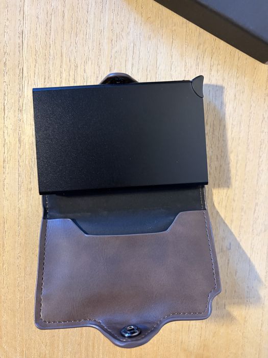 Portofel Slim BEWMER (Protecție RFID & Carbon)