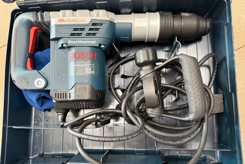 *** Перфектен *** Къртач Bosch Professional GSH 5 CE