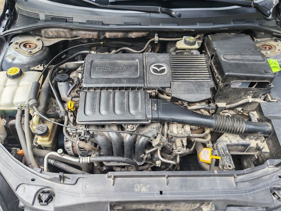 Vând Mazda 3 1.6 benzină 2005