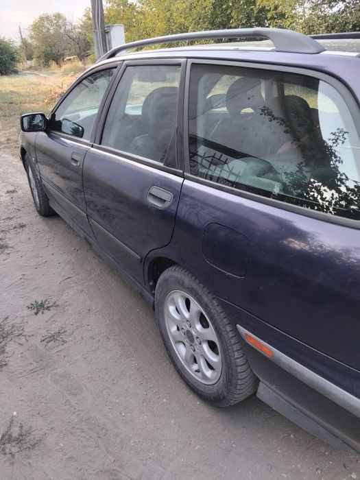 Волво в40 със забележки
