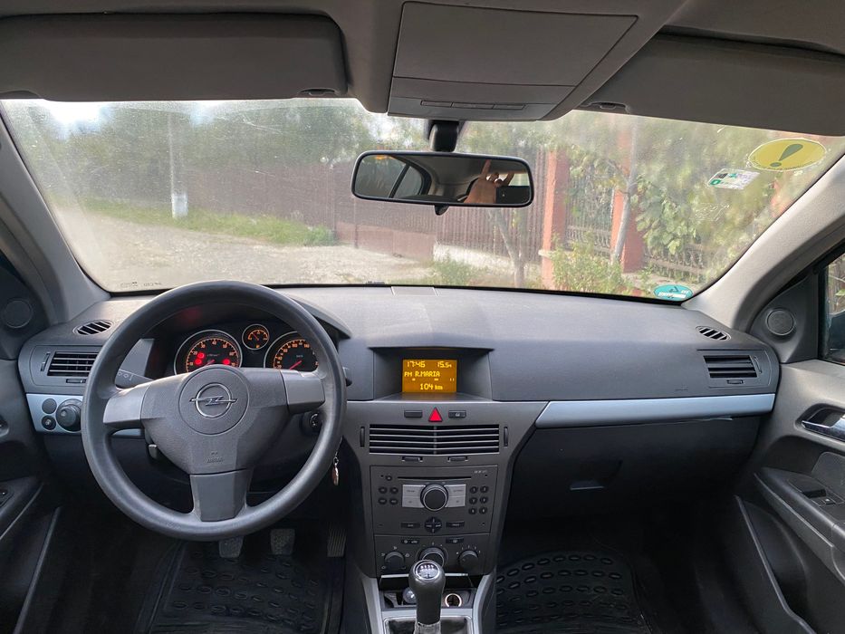 Opel astra h de vânzare