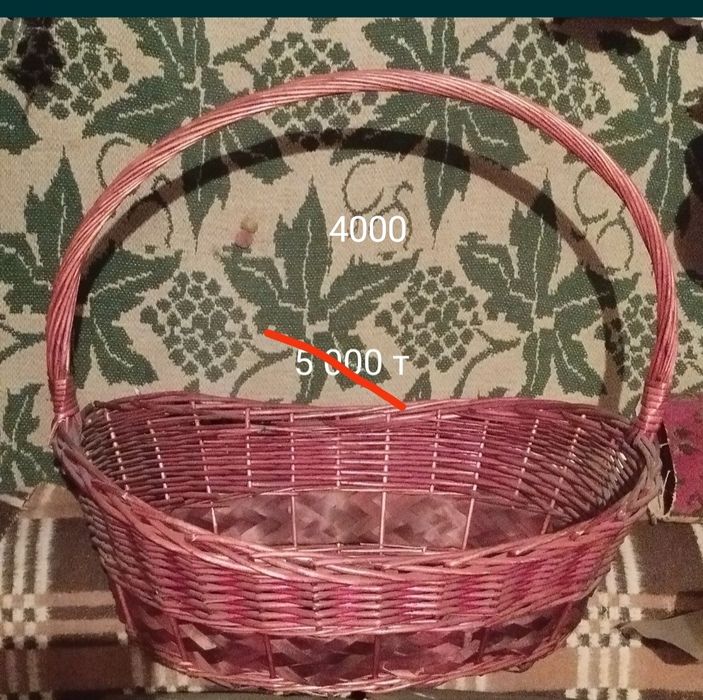Продам плетёные корзины.