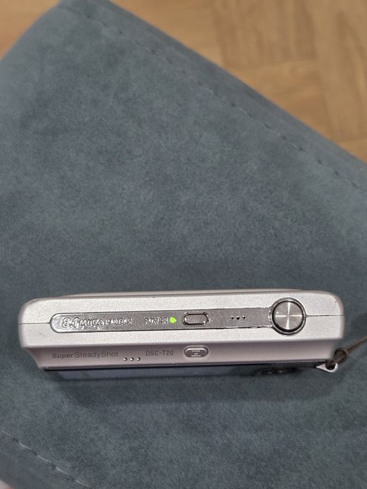 Sony Cybershot DSC-T20