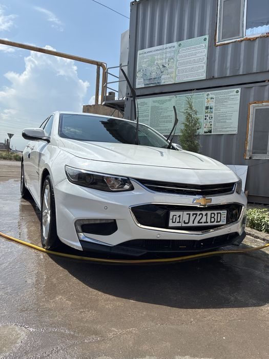 Malibu 2  2.4 240.000 yurgan xolati zor kraskasi orqa ong eshik oldi c