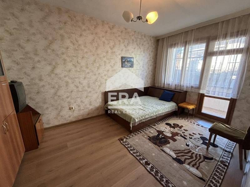 Продава се Многостаен апартамент в Хасково, Промишлена зона - Изток - 126 кв.м за 738 €/кв.м - Снимка #3