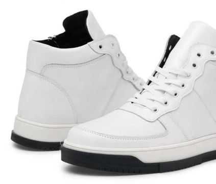 Продаю мужские кроссовки натуральная кожа Размер 45