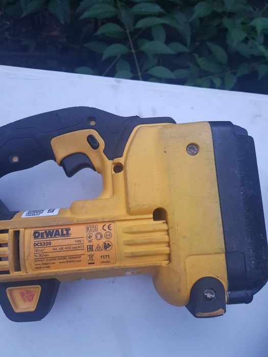 Scule dewalt 18w