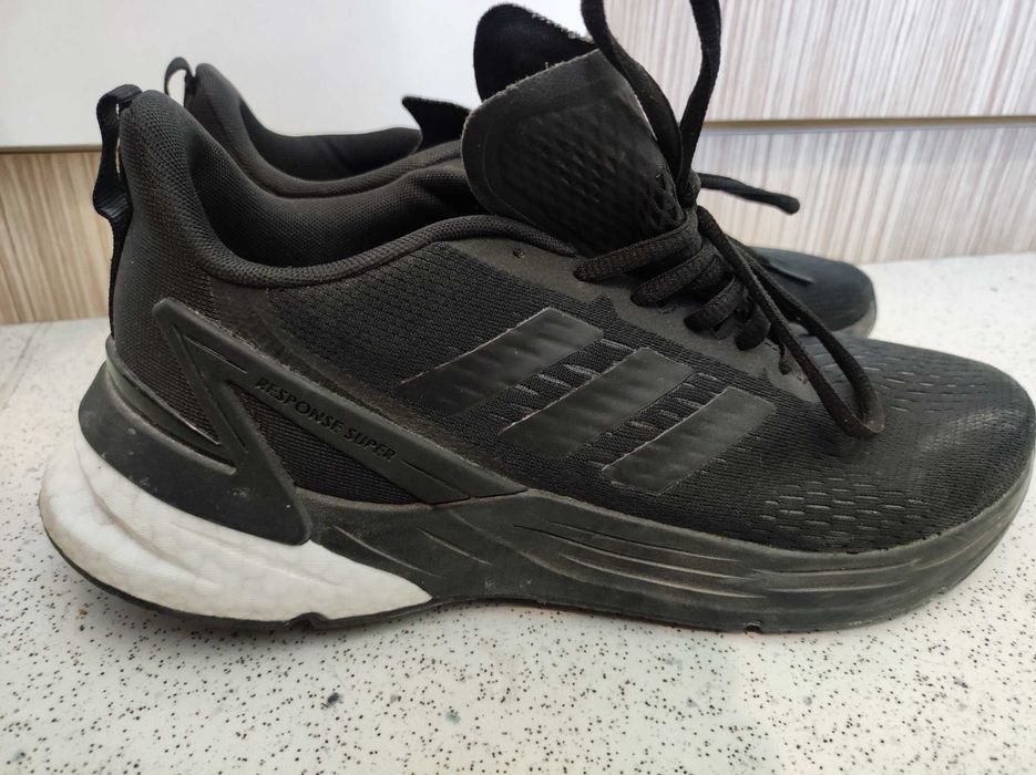 Маратонки размер 43