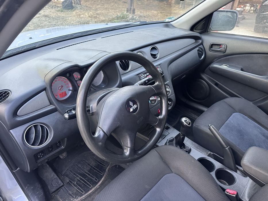 Мицубиши Аутлендър / Mitsubishi Outlander 2.0 На части!!!