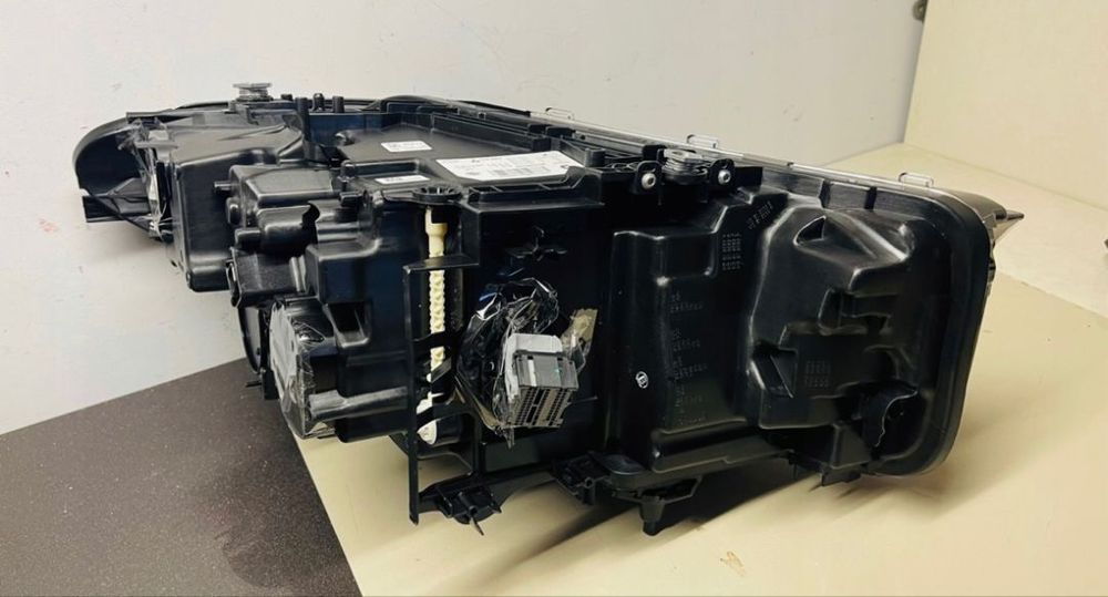 far stanga dreapta bmw seria 5 g30 g31 lci facelift full adaptive led