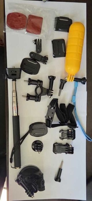 GoPro HERO8 аксесоари + 3 батерии Probty 1680mAh + тройно зарядно + калъф