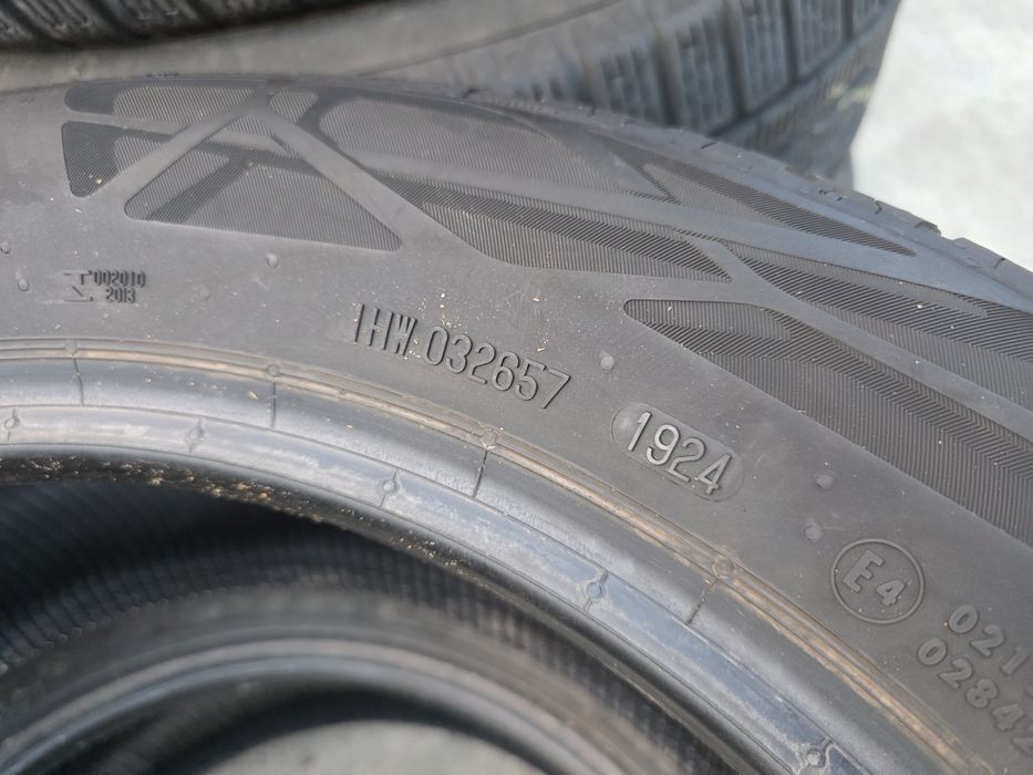 Нови Демо летни гуми 215 55 17 - Continental DOT 22, 23, 24 и 25г