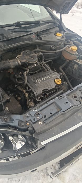 Desmembrez Opel CORSA C 1.0 benzină