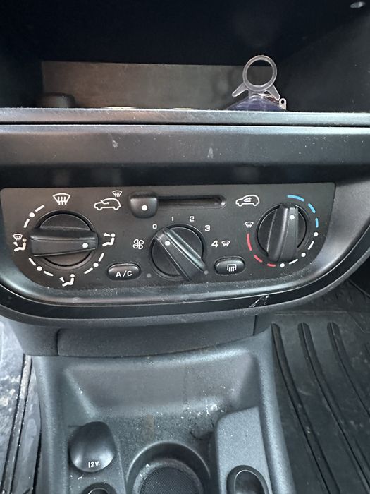 Vand masina Citroen C3