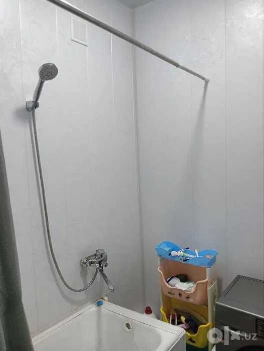 СРОЧНО !! Продается квартира в Яшнабаде 2/2/4 ( 46 кв/м ) Авиасозлар 4