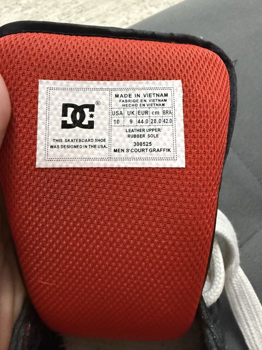 Продам кроссовки DC Shoes