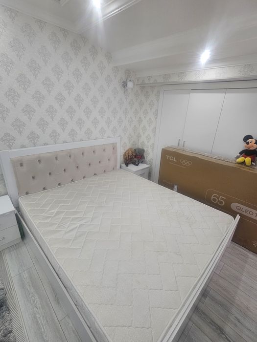 Двуспальный диван