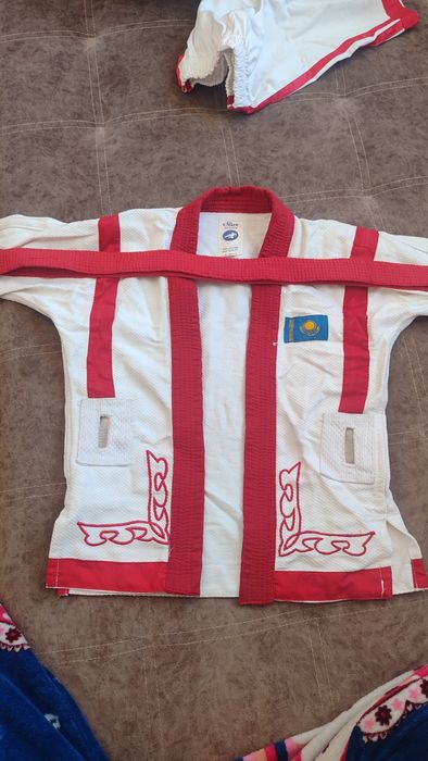 Қазақша күреске киетін киім